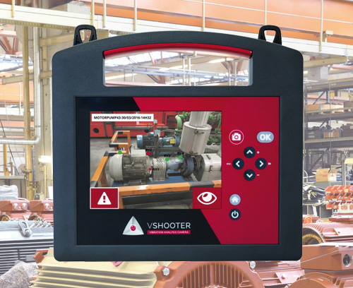 Diagnostic camera for illustrating the machine status