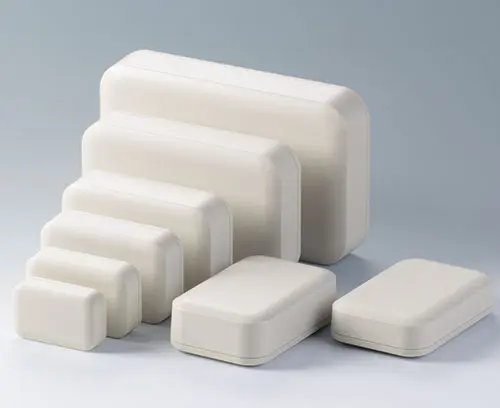 Šest velikostí s plochým horním dílem