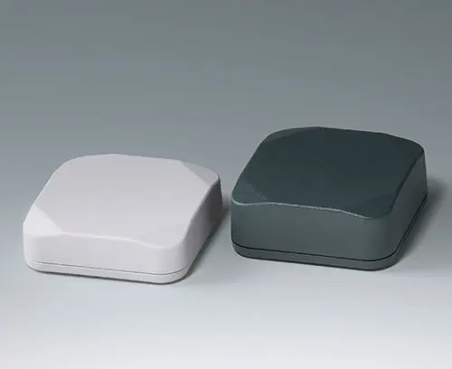 Flat and high enclosure versions for individual installation configuration