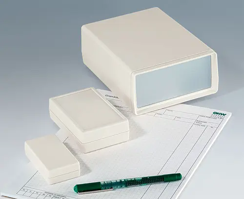 Univerzální přístrojové skříně