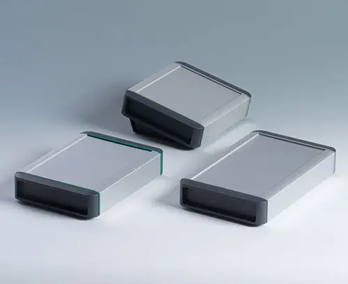 Vysoce univerzální design může být použit jako ruční, stolní nebo šikmé zapouzdření