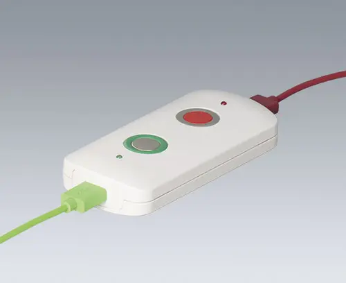 Stirnteile als Schnittstellenfläche nutzbar, z.B. für USB-Anschlüsse