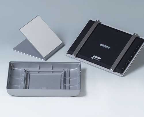 Assembling of displays