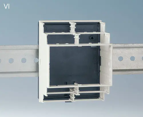 Version VI: open case for fitting different combinations of terminal guards