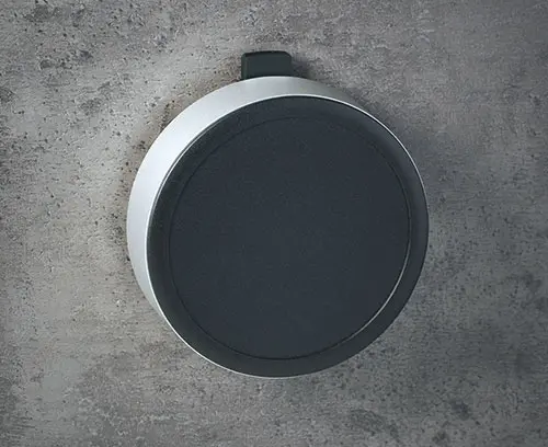 Con soporte de pared (accesorio)