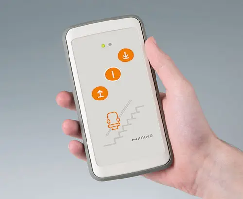 Zone de commande en creux pour la protection de claviers à membrane