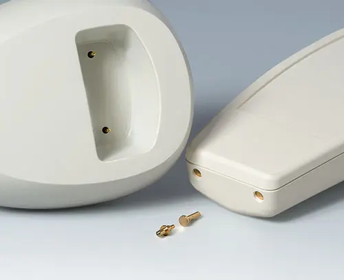 Base e contenitore con contatti (accessori, necessari appositi fori)