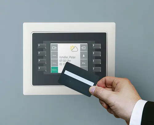 INTERFACE-TERMINAL gabinete embutido