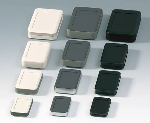 4 tamanhos, 2 materiais (ABS, PMMA Plexiglass)