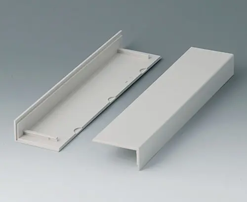 B2020007 Угловые накладки 220, без вентиляции