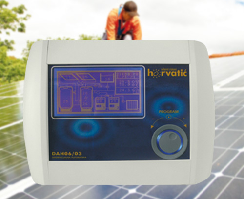 Control unit for photovoltaic solar installations