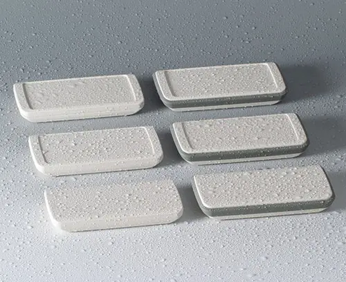 机盒密封度至 IP 54，TPE 中间环或 IP 65, 密封件作为附件